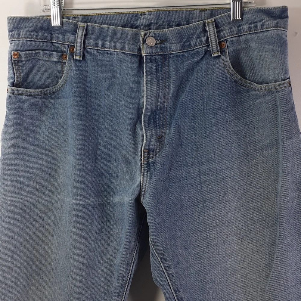 Levi's 517 Medium Blue Bootcut Blue Jeans Size W36 L34 - Picture 6 of 16